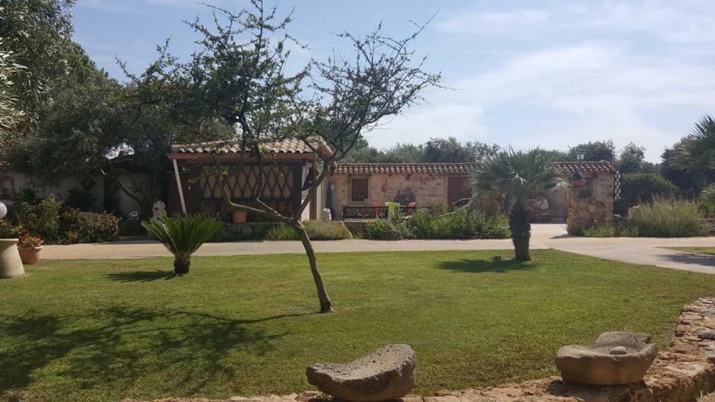 Agriturismo Sa Ruda Càbras Extérieur photo